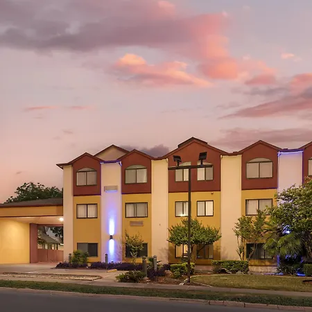 Best Western Alamo Suites-3