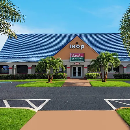 Hometowne Studios By Red Roof Vero Beach - I-95-3