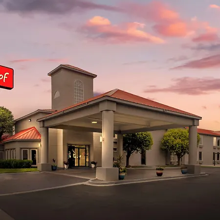 Red Roof Inn Dumas-2