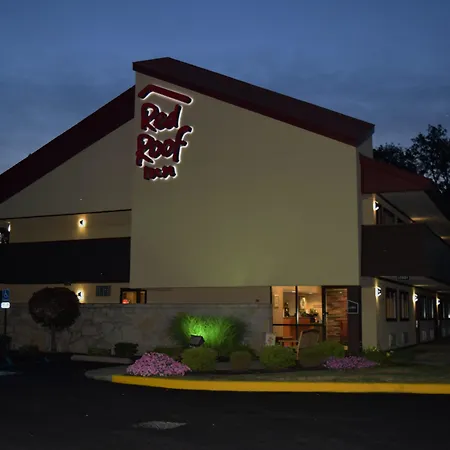 Red Roof Inn Utica-3