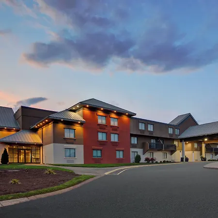 Holiday Inn Express Nashville Airport By Ihg-3