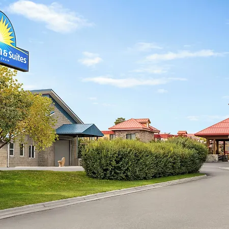 Days Inn & Suites By Wyndham Bozeman-2