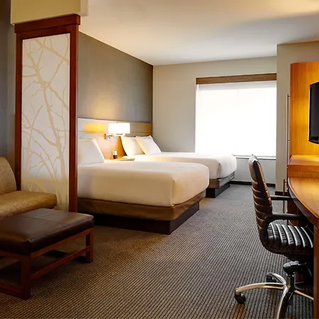 Hyatt Place Hampton Convention Center-2
