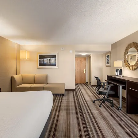 Holiday Inn Gaithersburg By Ihg-3