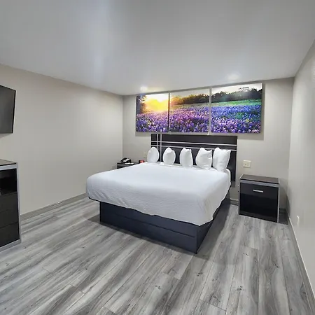 Days Inn By Wyndham Baytown Tx-3