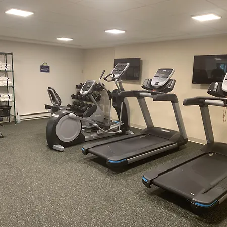 Days Inn & Suites By Wyndham Duluth By The Mall-2