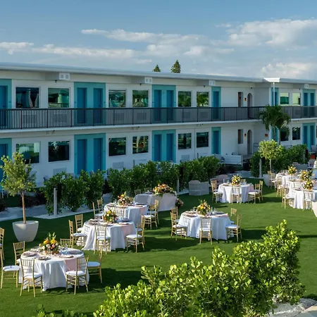 The Luce, St. Pete Beach, A Tribute Portfolio Hotel-3