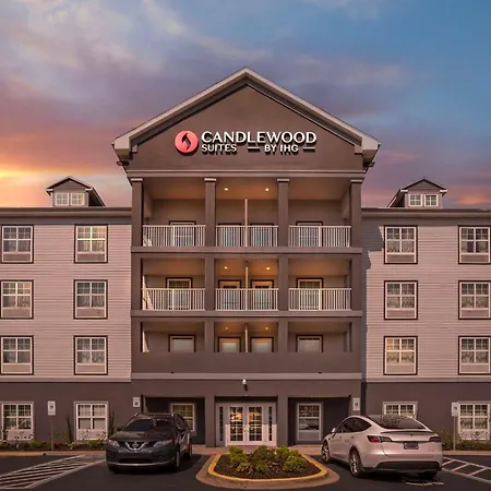 Candlewood Suites Pcb Southeast By Ihg - Fully Renovated-3