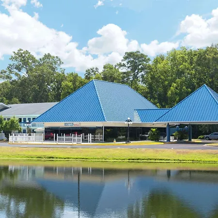 Days Inn By Wyndham Savannah Airport-2