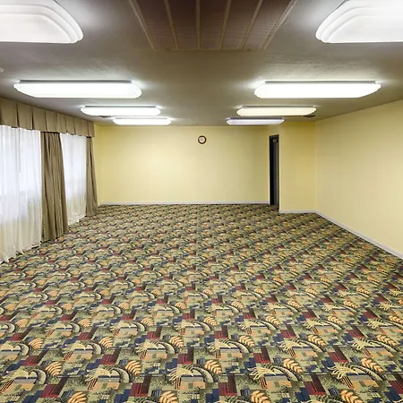 Red Lion Inn & Suites Missoula-3