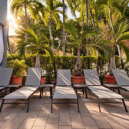 Hampton Inn Miami-Coconut Grove/Coral Gables-3