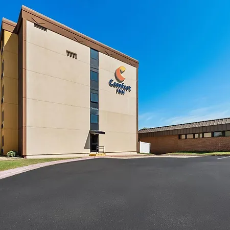 Comfort Inn Oxon Hill - National Harbor-3