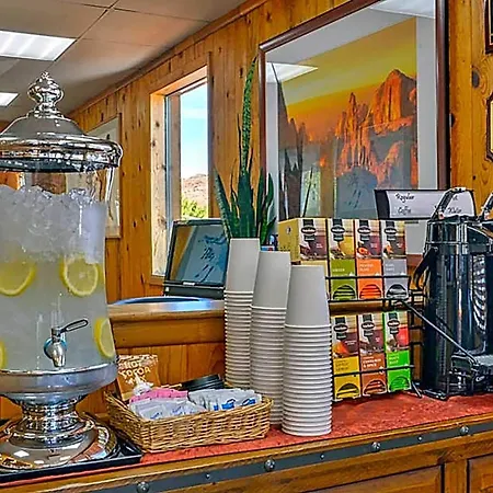 Big Horn Lodge, A Dazzler Select By Wyndham-2