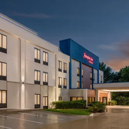 Hampton Inn Olathe-2