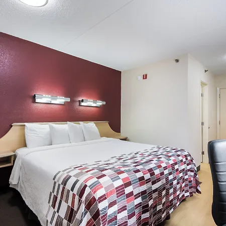 Red Roof Inn Laredo-3