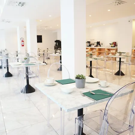 Victor Hotel-2
