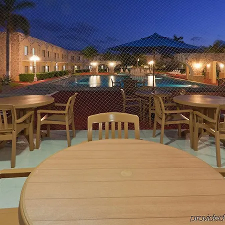 Holiday Inn Express Cancun-2