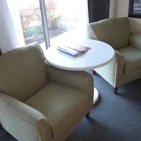 Chapel Hill University Inn-3