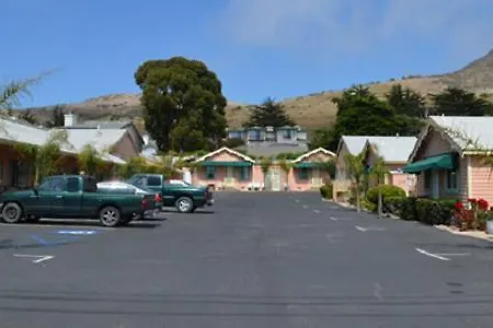 Dolphin Inn Cayucos-3