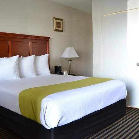 Marina Inn And Suites-Airport-Gaslamp-Zoo-2