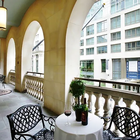 Hotel 140-2