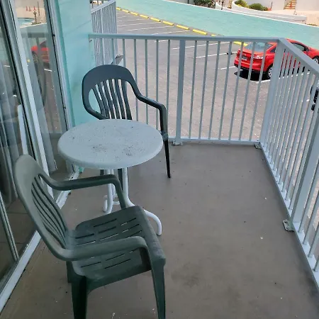 Seascape Inn - Daytona Beach Shores-2