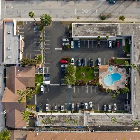 Vagabond Inn Ventura-3
