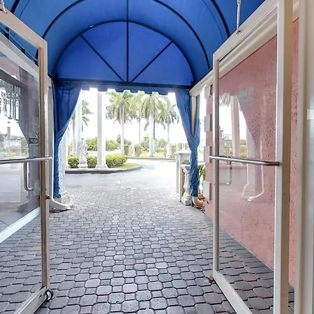 Miami Gardens Inn & Suites-3