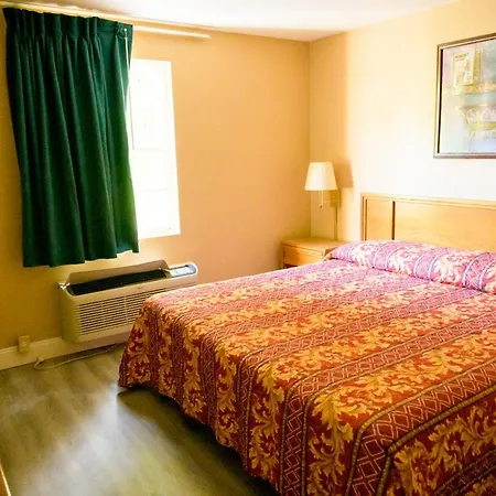 Kings Inn Hot Springs-3