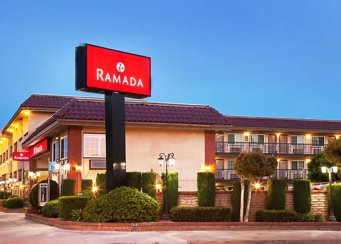 Ramada By Wyndham Pasadena Hotel