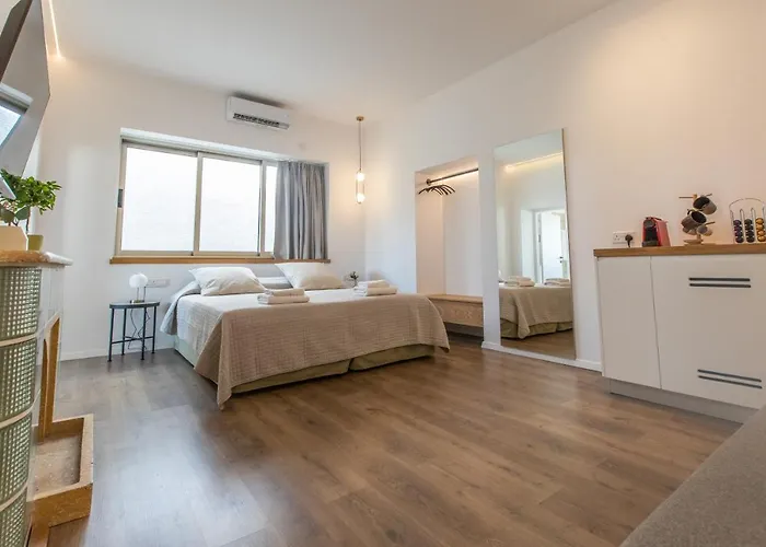 Rooms - Unique Staying In Paphos Centre