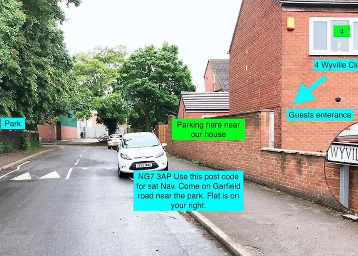 Modern Two-Bedroom Suite: City Centre Convenience