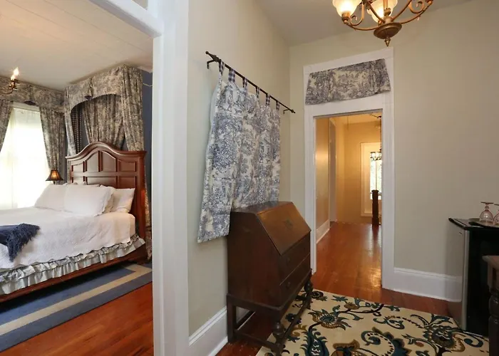 Historic Sevilla House (Adults Only)