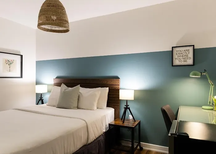 Downtowner Inn Toronto