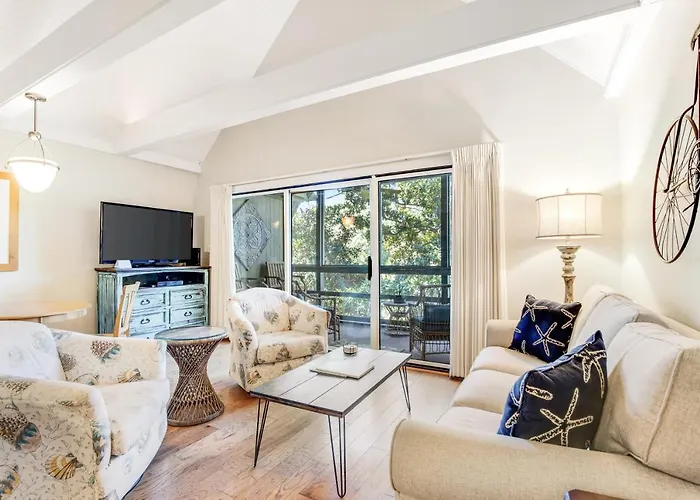 1414 Courtside Villa