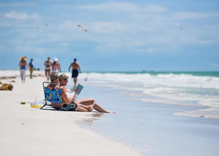 Banana Cabana By Beachside Management Siesta Key
