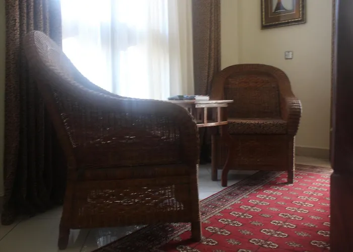 Al-Minar Hotel