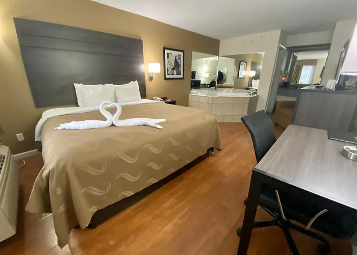 Quality Inn Branson - Hwy 76 Central