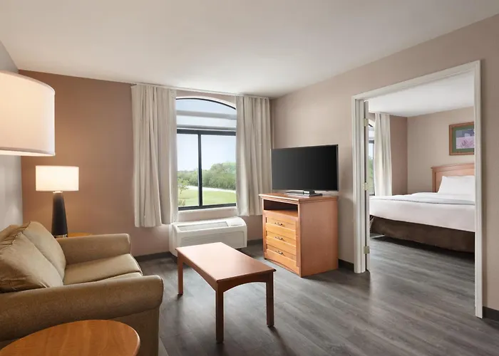 Wingate By Wyndham Bentonville