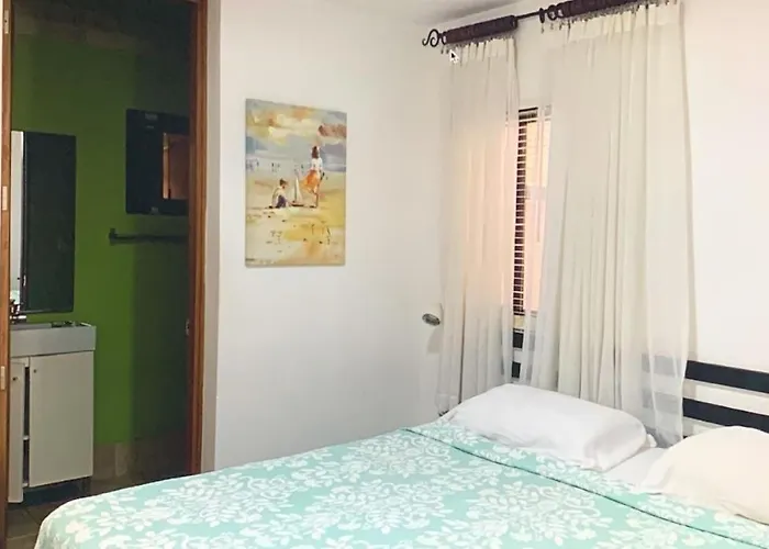 Manaya Bed & Breakfast