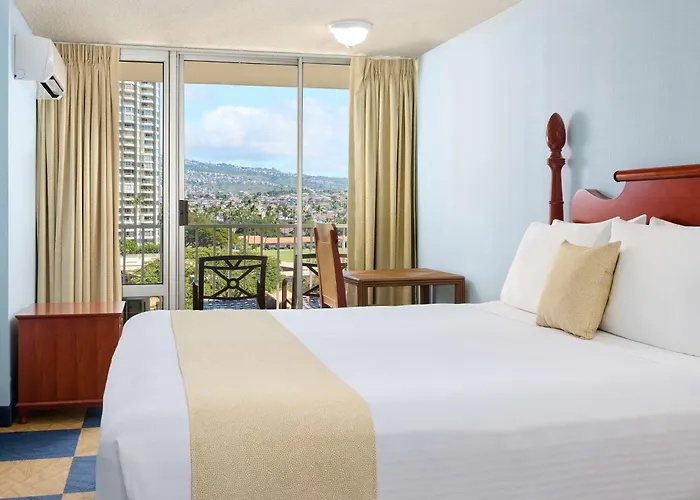 Ewa Hotel Waikiki