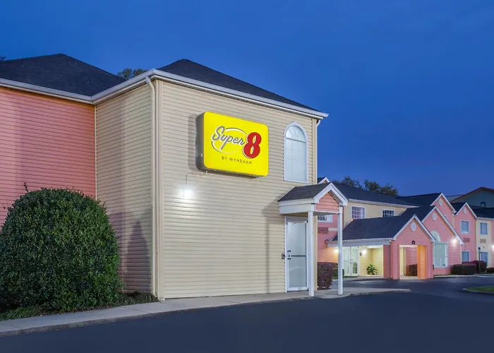 Super 8 By Wyndham Pensacola Hotel Ferry Pass