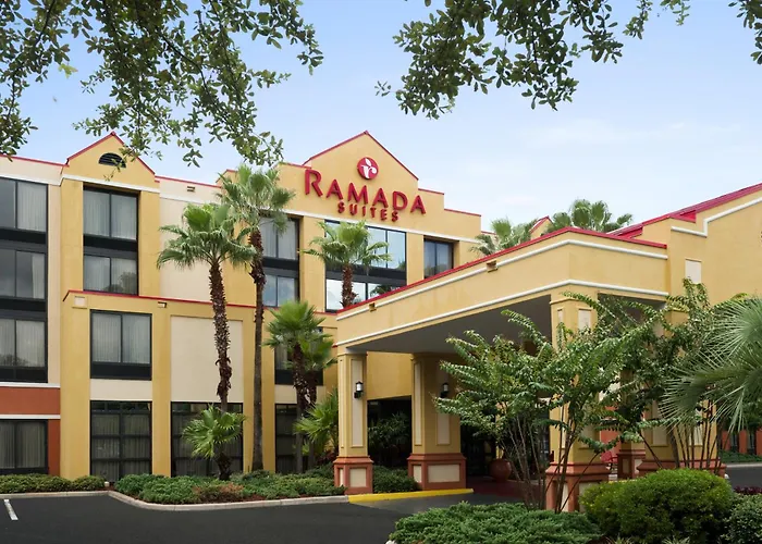 Ramada By Wyndham Suites Orlando Airport- Free Airport Shuttle