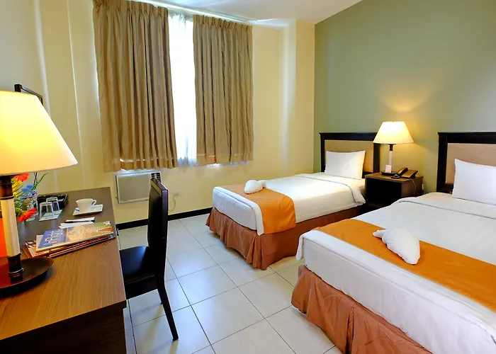 Oyo 187 The Maxwell Hotel
