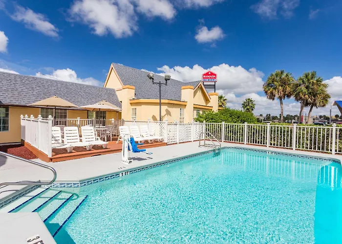 Howard Johnson Lake City