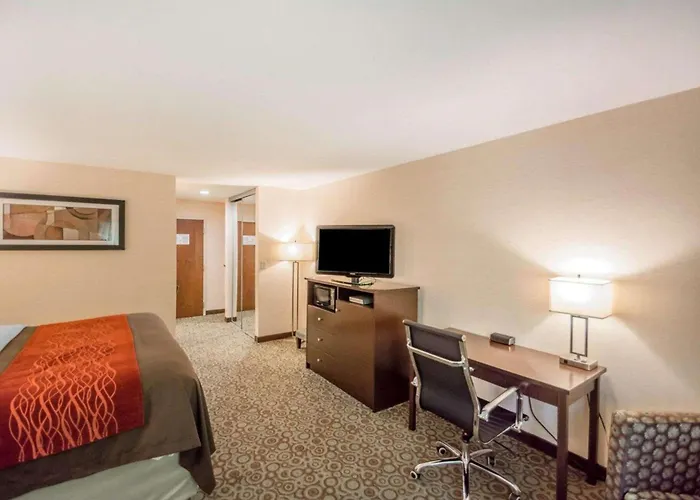 Quality Inn Corning