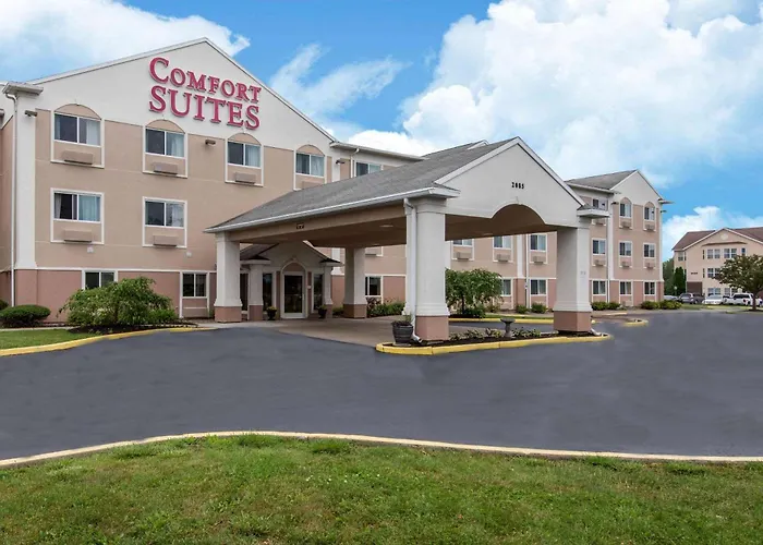 Comfort Suites Rochester Henrietta University Area
