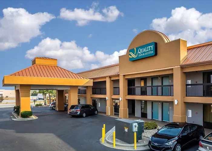 Quality Inn & Suites Near Robins Air Force Base Warner Robins