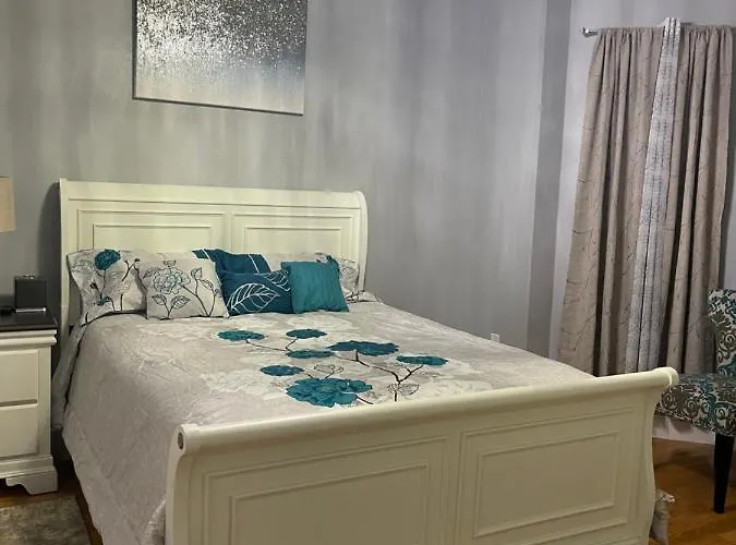 Brand New Luxury Rooms Near Downtown Boston