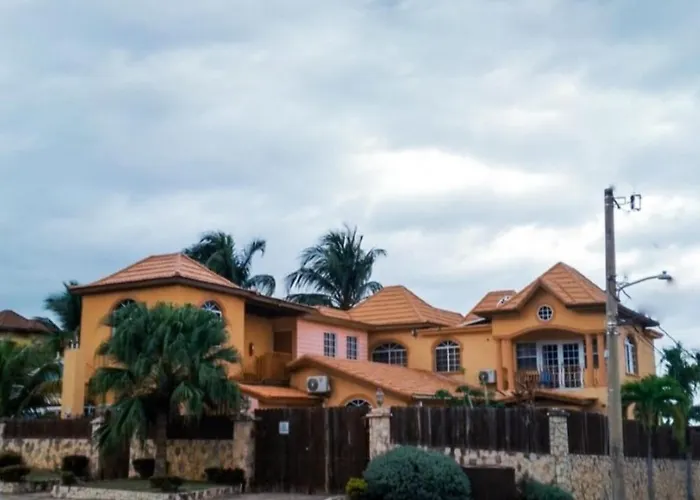 Jobs Inn Jamaica